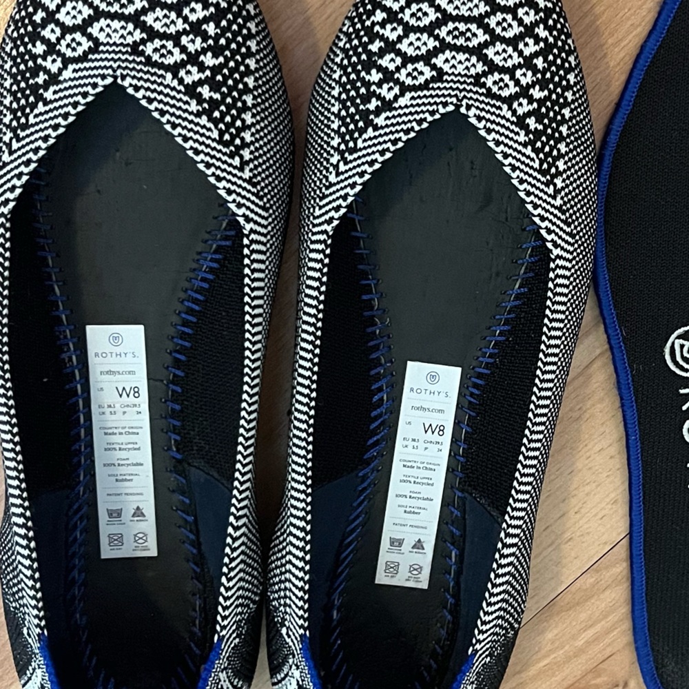 Size 8 Python Point Rothy’s - image 4